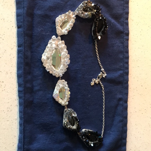 Gorgeous Authentic Swarovski black Collar Necklace - Picture 8 of 16